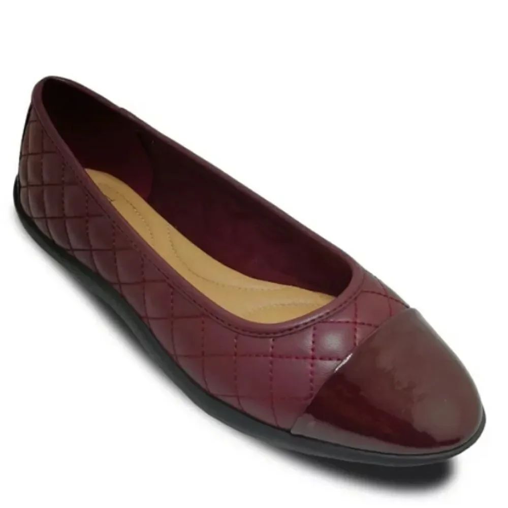 BRAND NEW TIME&TRU WOMEN'S QUILTED BALLET FLATS G1